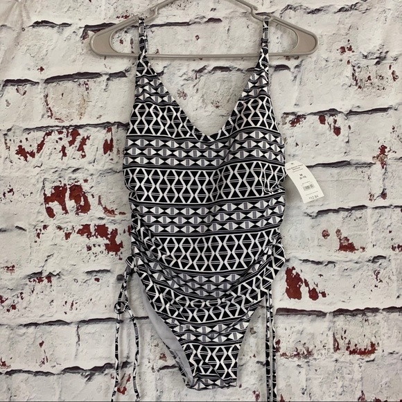 Time and Tru Other - 🔻3/$15🔻🆕 TIME AND TRU Swimsuit